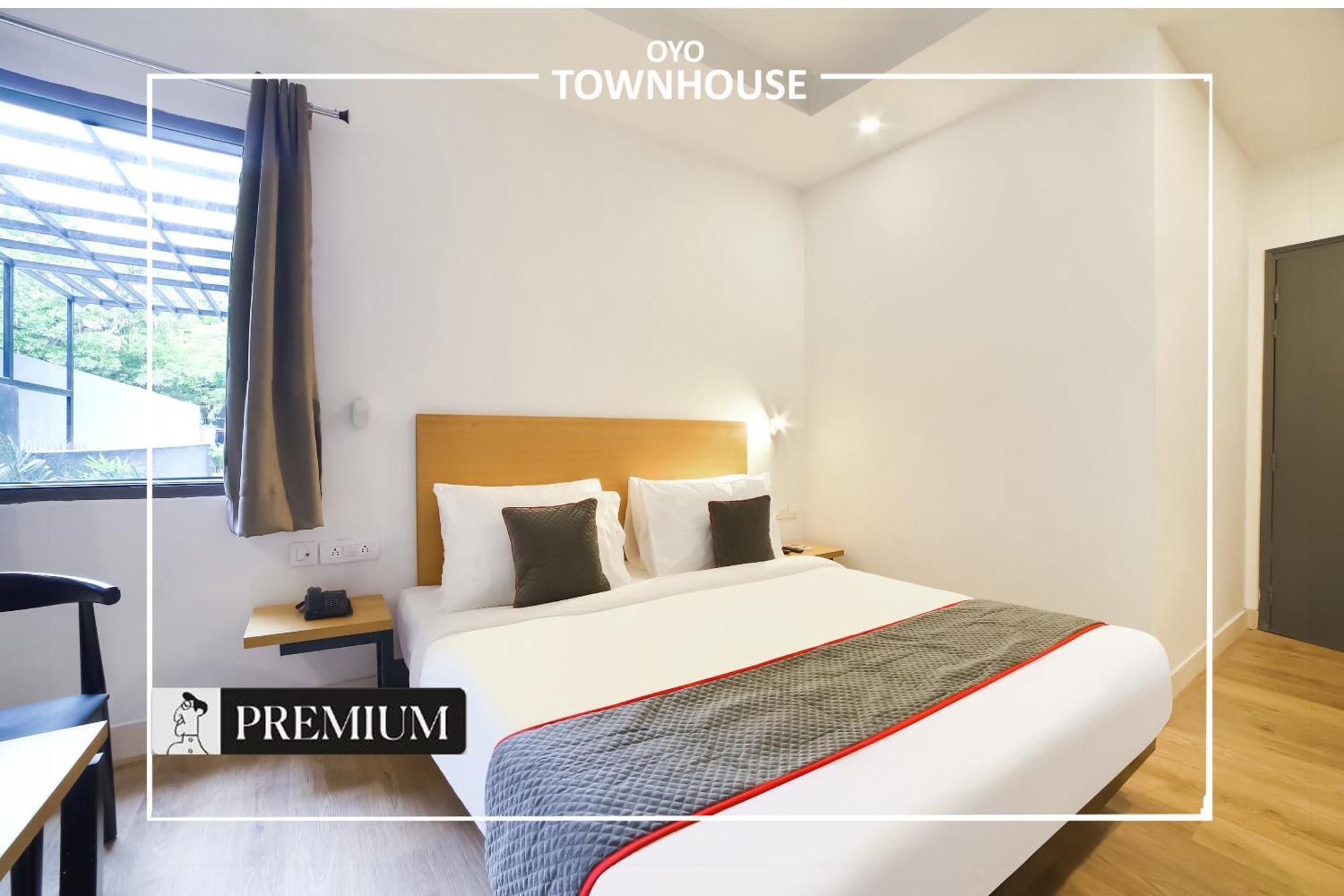 Oyo Townhouse 120 Shushant Lok Gurgaon Exterior foto